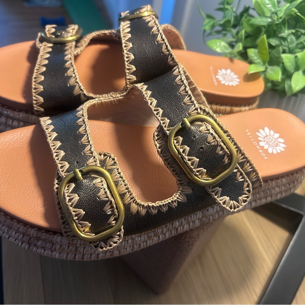Yellowbox LIKE NEW Bronze and Tan Sandals with Brass Buckles - Picture 3 of 5